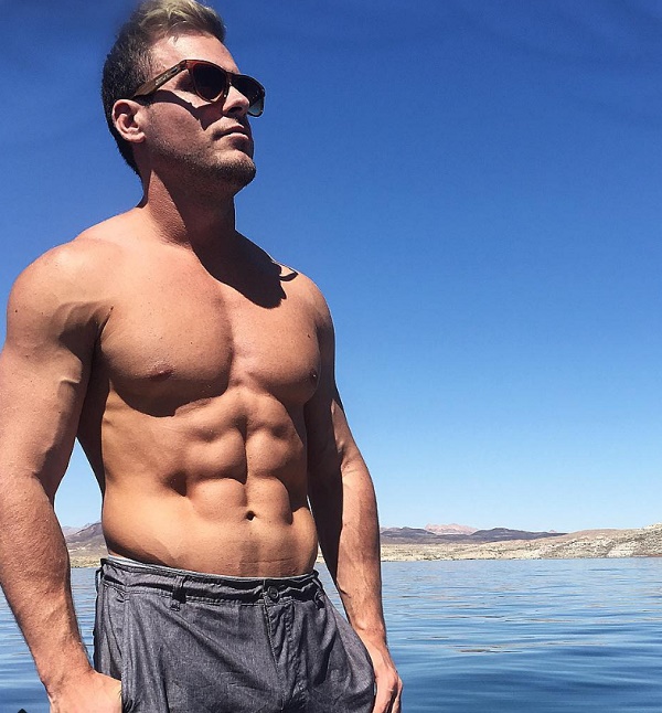 Hot Guys of Vegas Eye of the Beholder