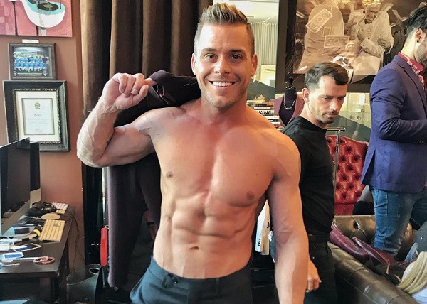 Hot Guys of Vegas Eye of the Beholder