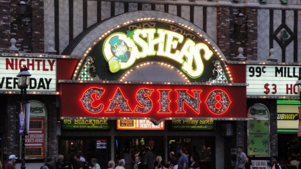 Lost Vegas: The Fall of Neon’s&nbsp;Reign