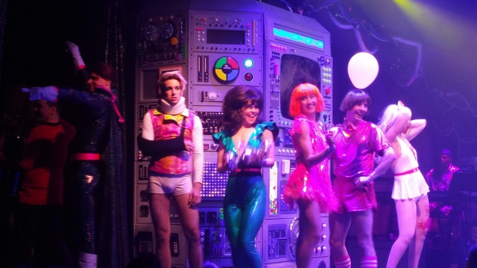 OPIUM Spiegelworld Cosmopolitan