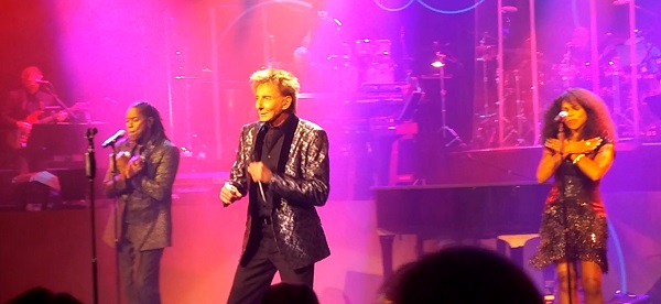 Manilow1