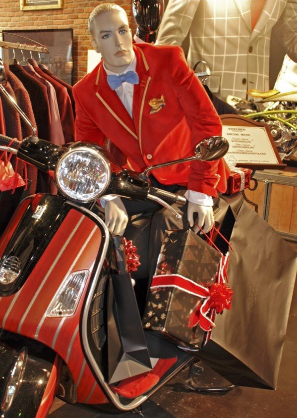 537487_563304567017113_2142872002_n