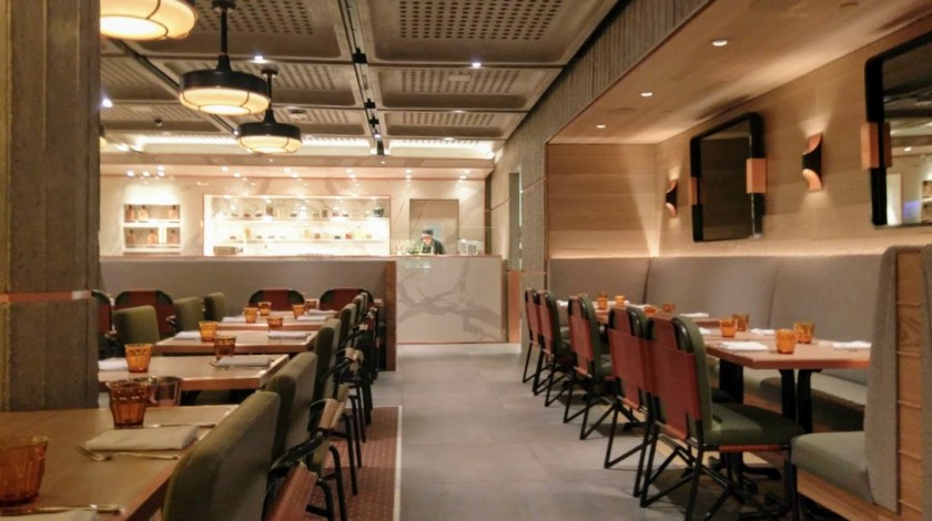 Factory Kitchen Venetian