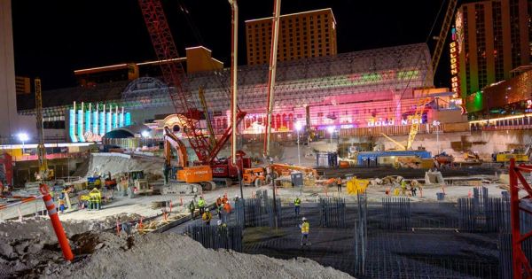 56604919_10156849826315071_5971969879819943936_n